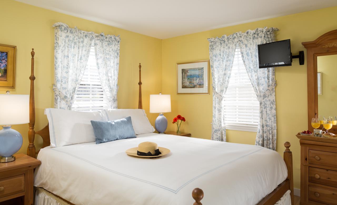 Petite Queen Room - Guest House,654125226:JPEG