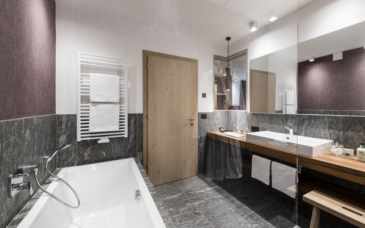 Apartment mit Poolblick