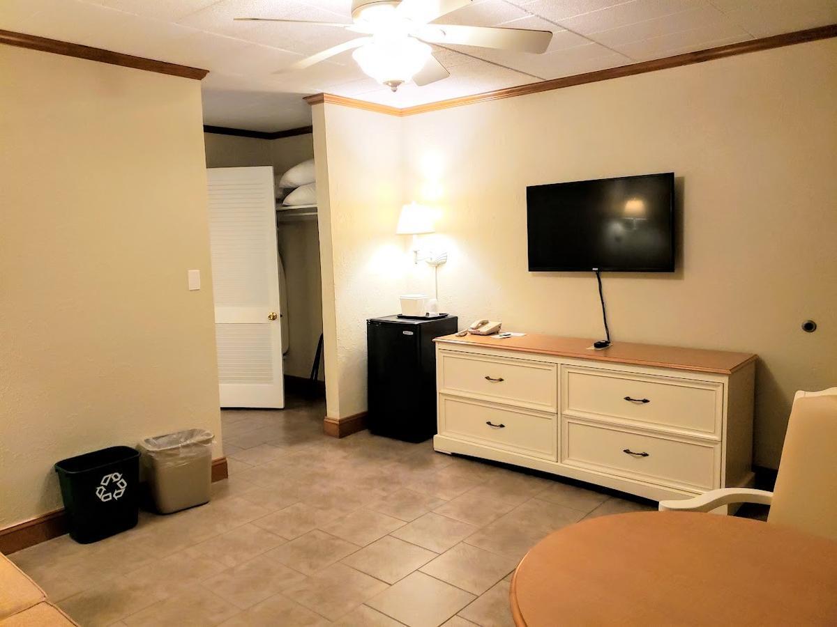King Suite with Ocean View