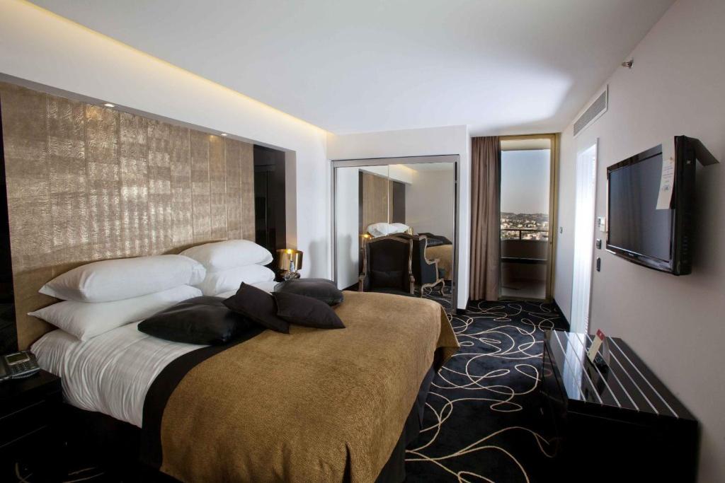 King Solomon Executive Suite