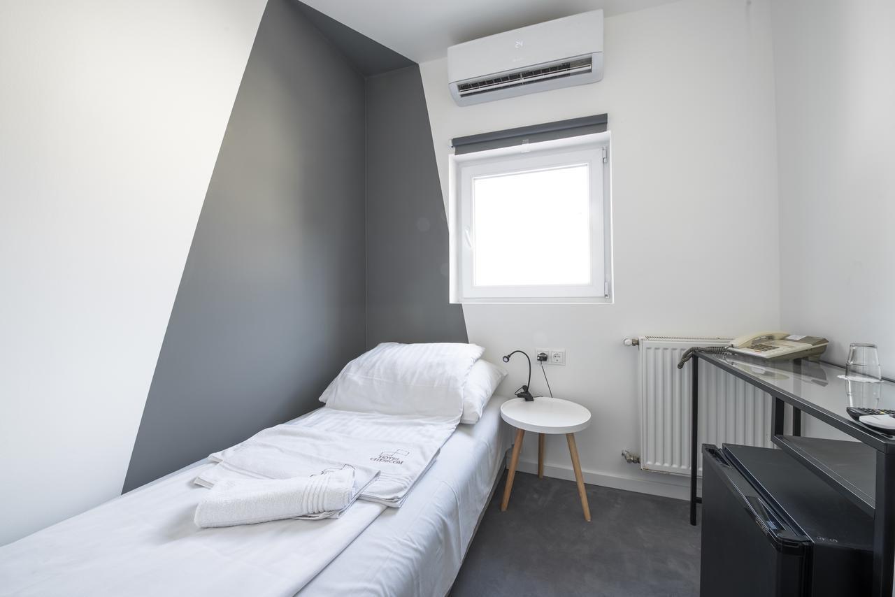 Quarto Individual Compacto