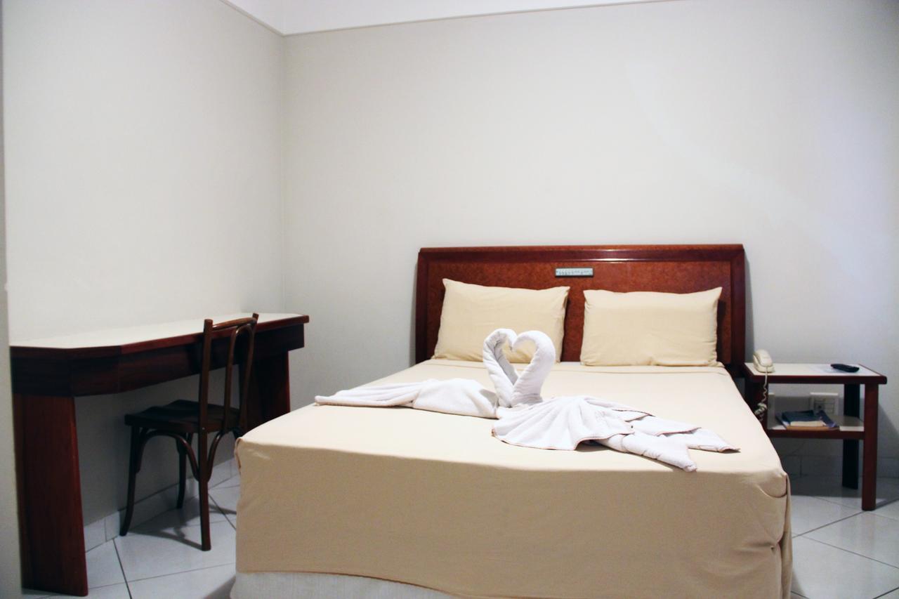 Quarto Duplo Standard