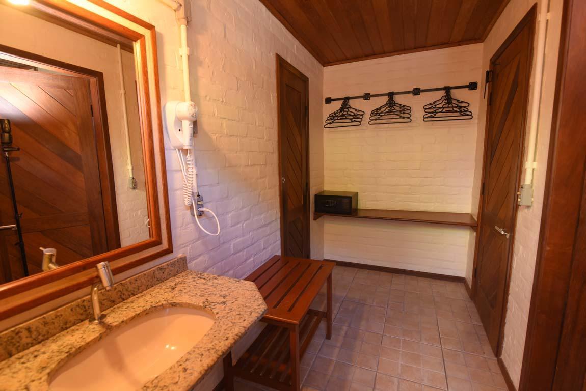 Quarto Triplo com Varanda