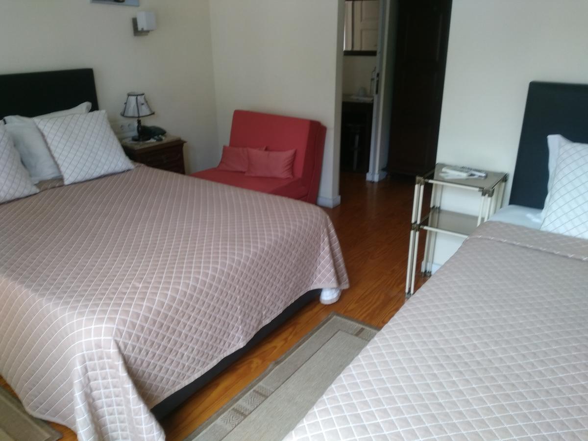 Quarto Triplo Económico