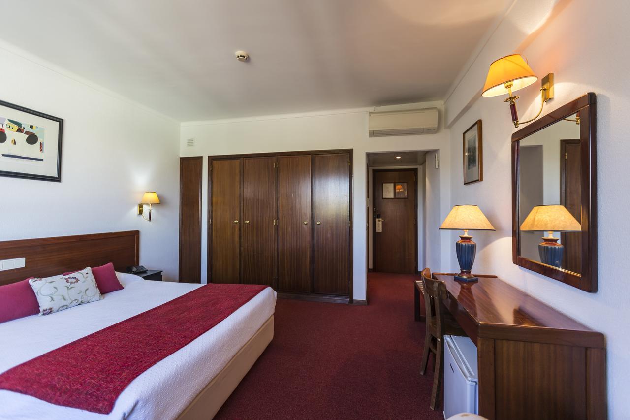Quarto Duplo