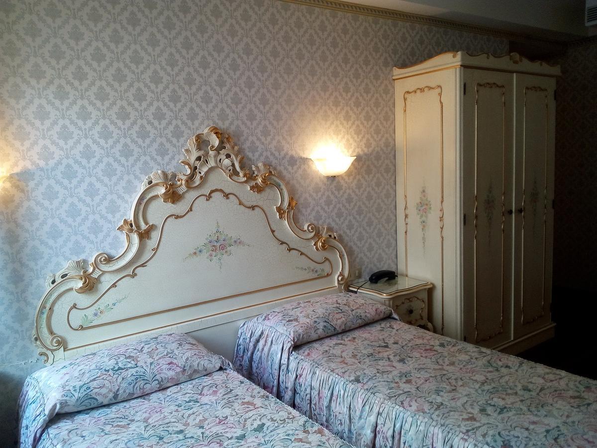 Quarto Twin