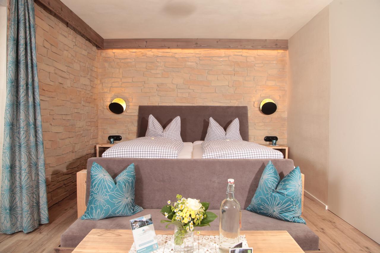 Double Room,1305415471:JPEG