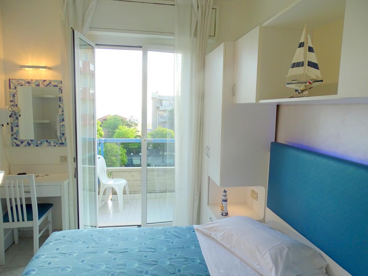 Triple Room,125916678:JPEG