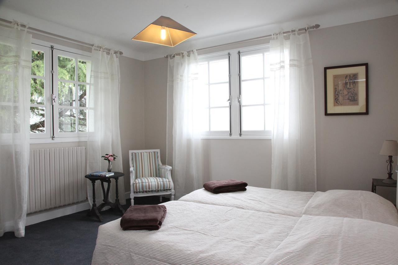 Chambre Lits Jumeaux avec Salle de Bains
