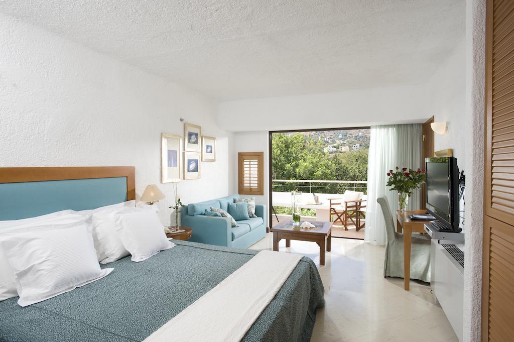 Familienzimmer mit 2 Schlafzimmern, 2 Badezimmern und Gartenblick