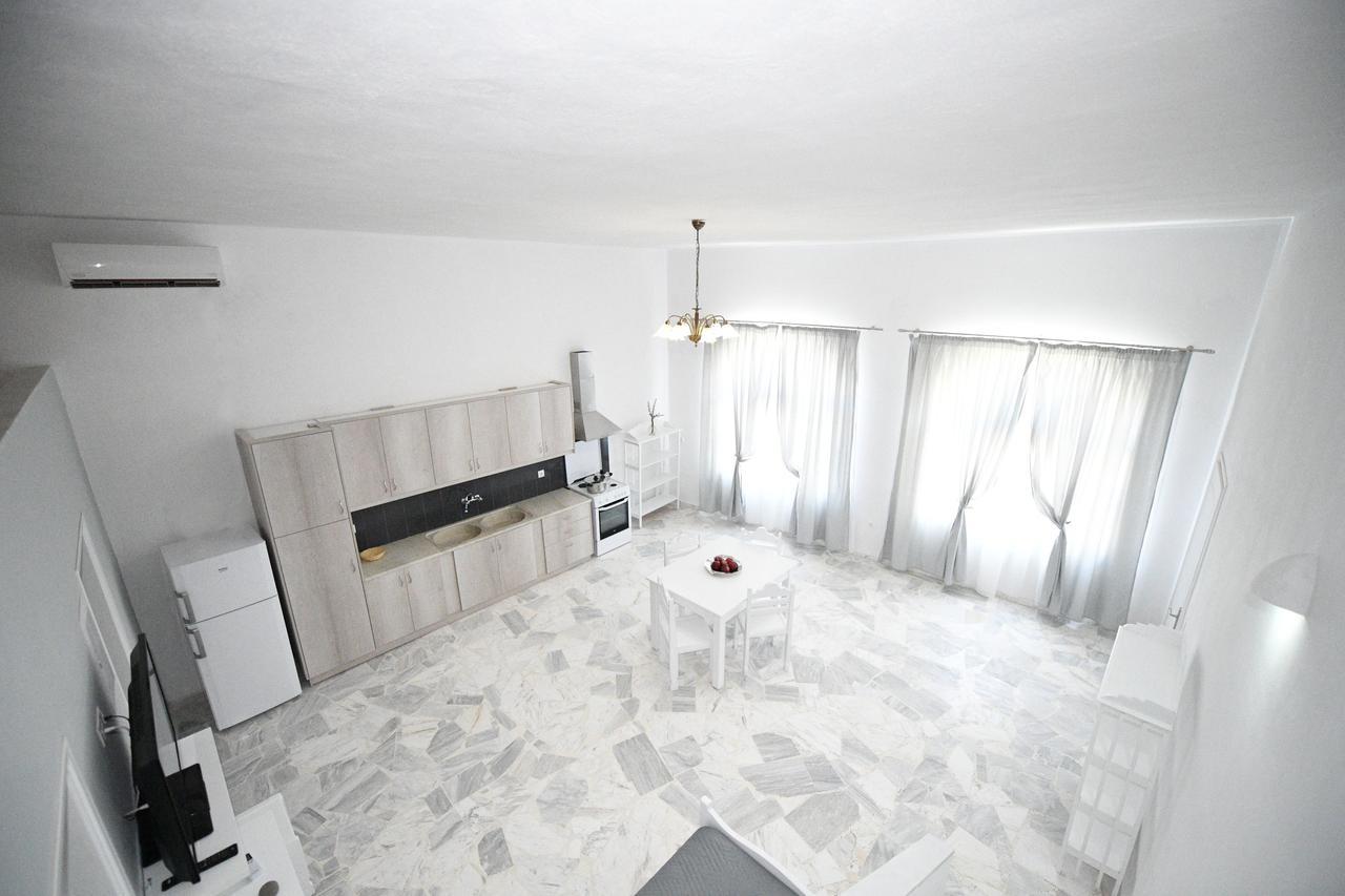 Appartamento con 2 Camere da Letto