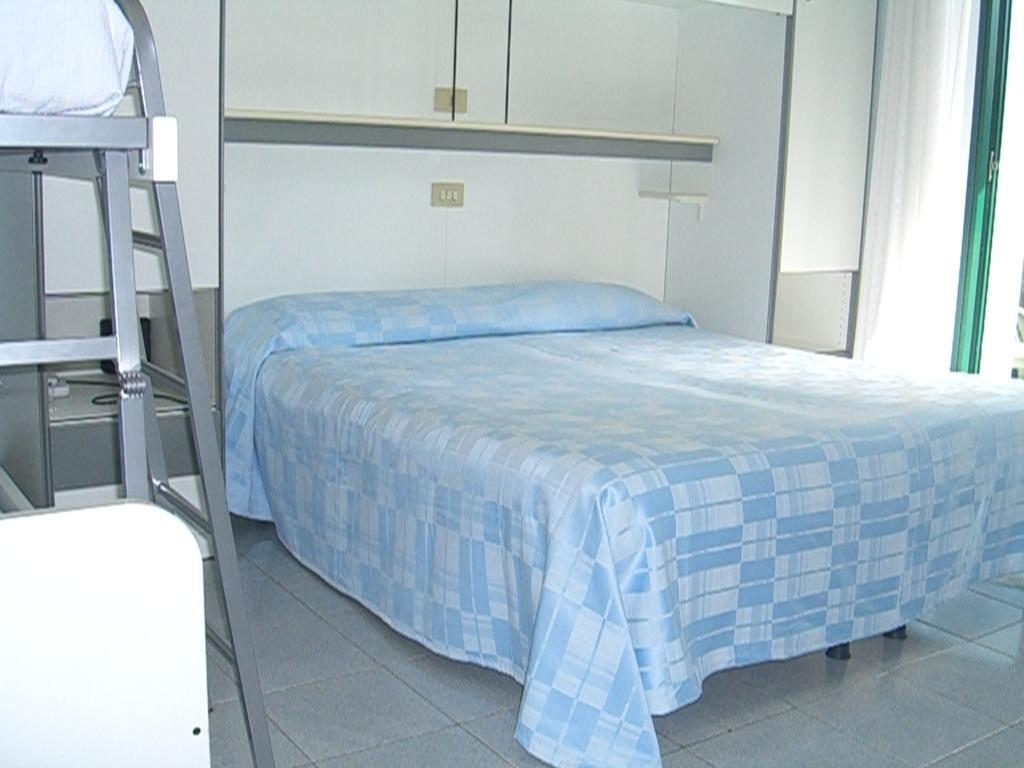 Vierbettzimmer mit Poolview