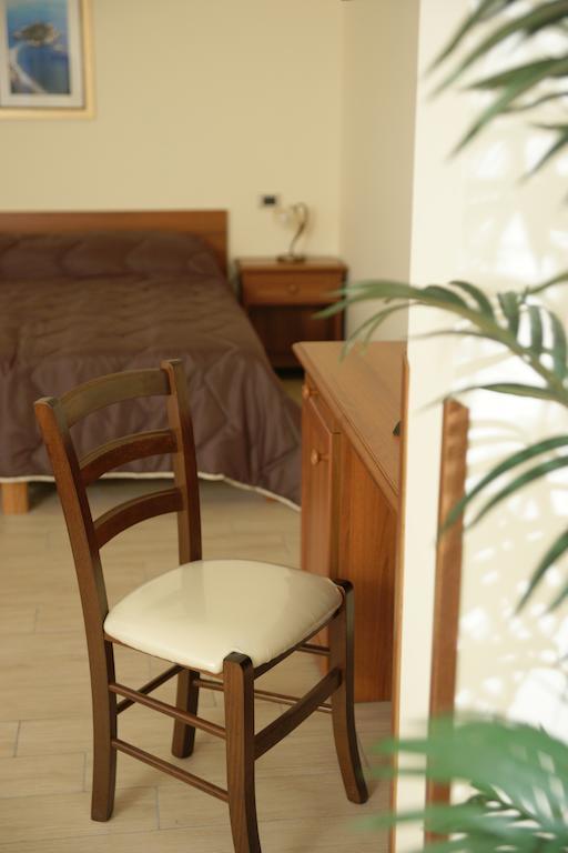 Standard Double Room,69272795:JPEG