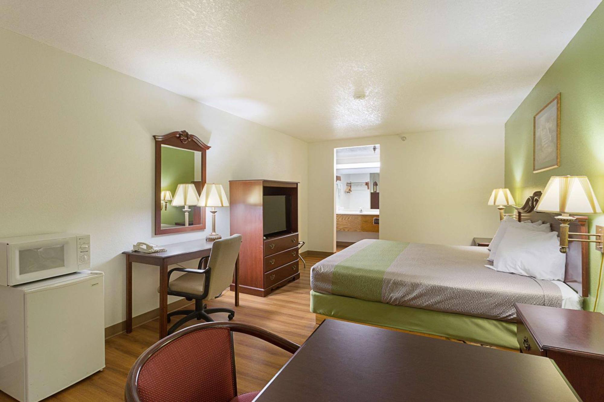 King Room - Non-Smoking