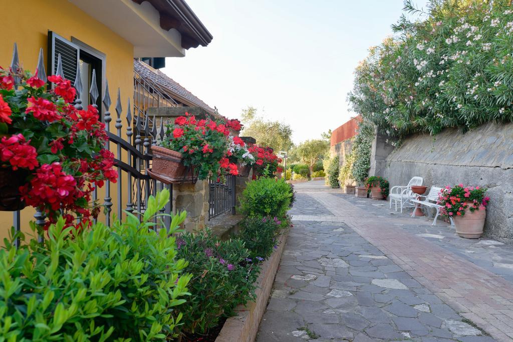 Appartamento con 2 Camere da Letto e Vista Giardino