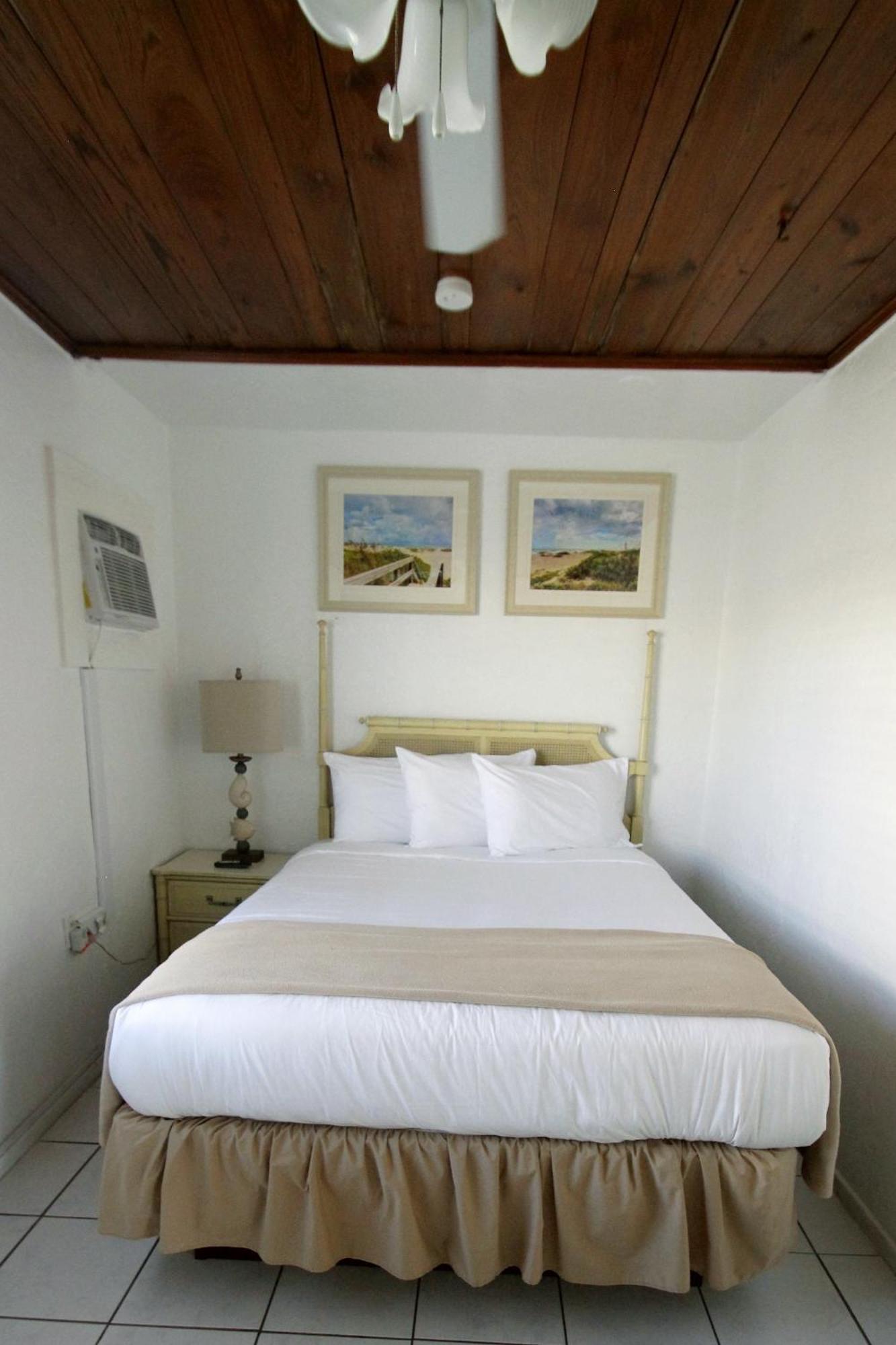 Standard Queen Room,156632967:JPEG