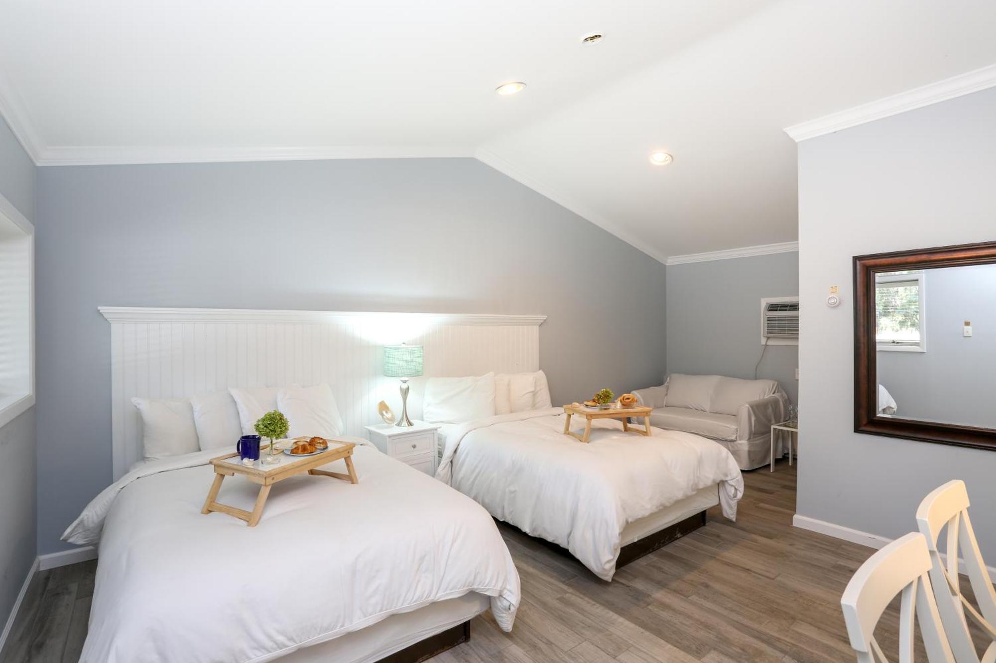 Double Room with 2 Double Beds