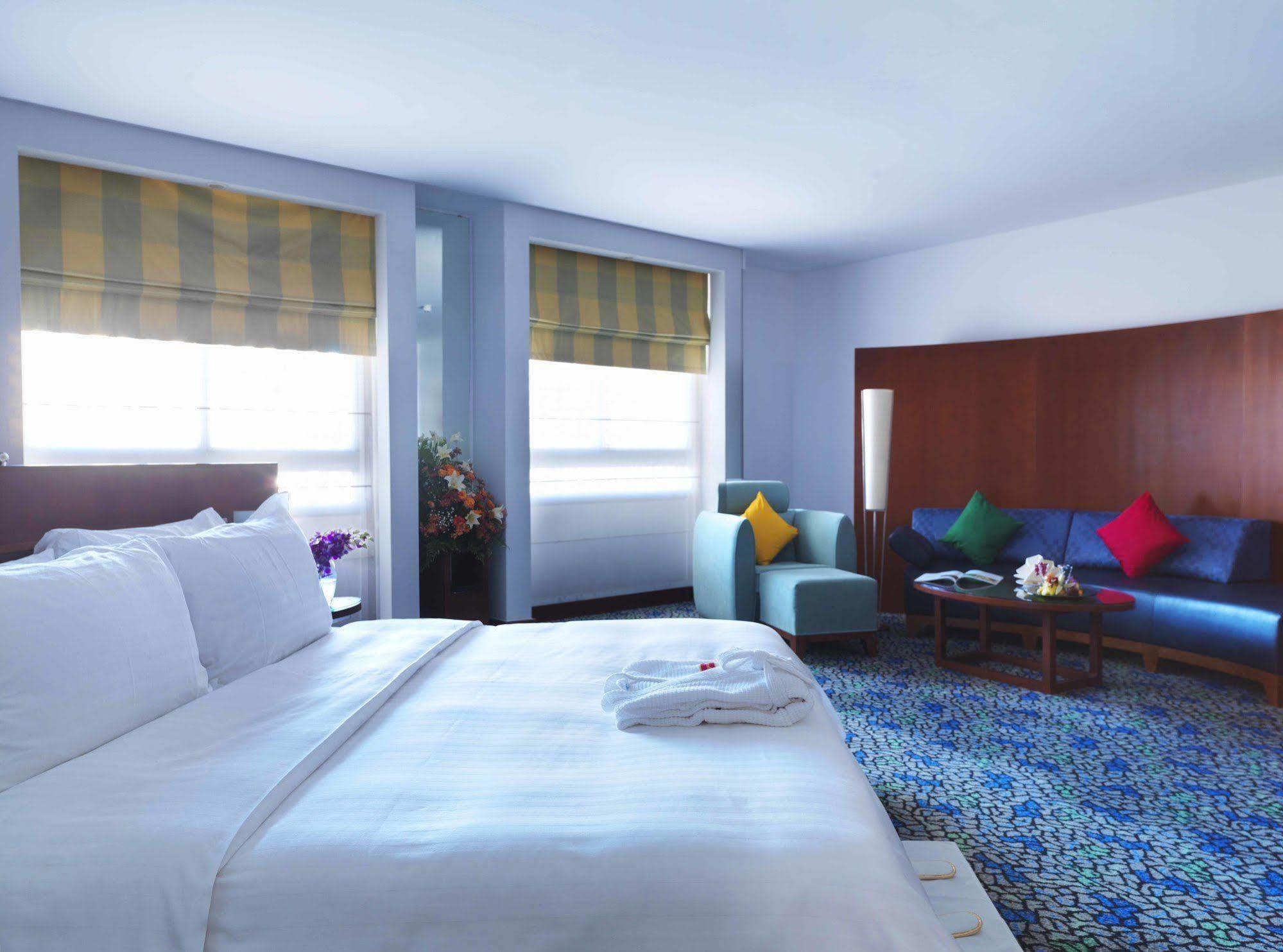 Habitación Executive con acceso al salón