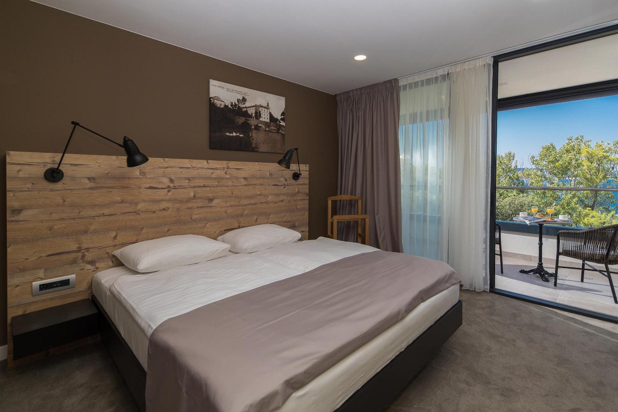 Premium Double or Twin Room Extra Bed Balcony,423224739:JPEG
