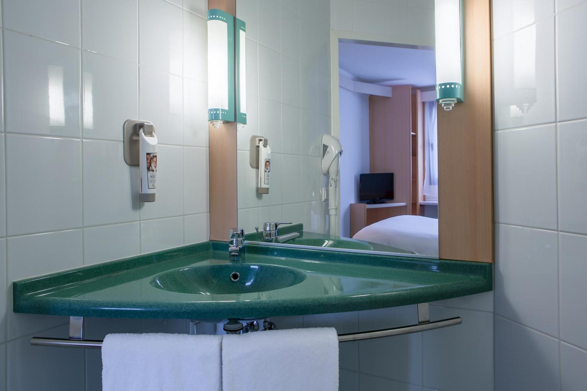 Zweibettzimmer