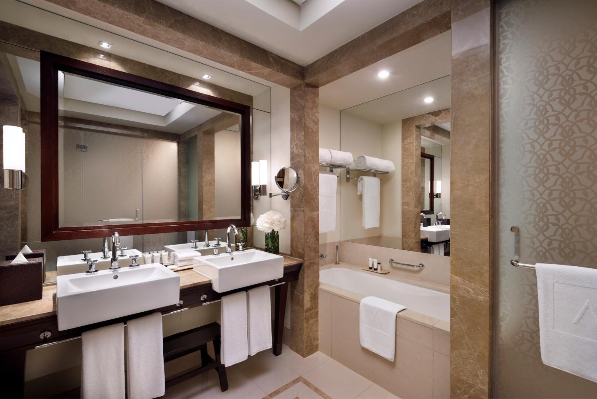 Quarto Deluxe com Vista Lago