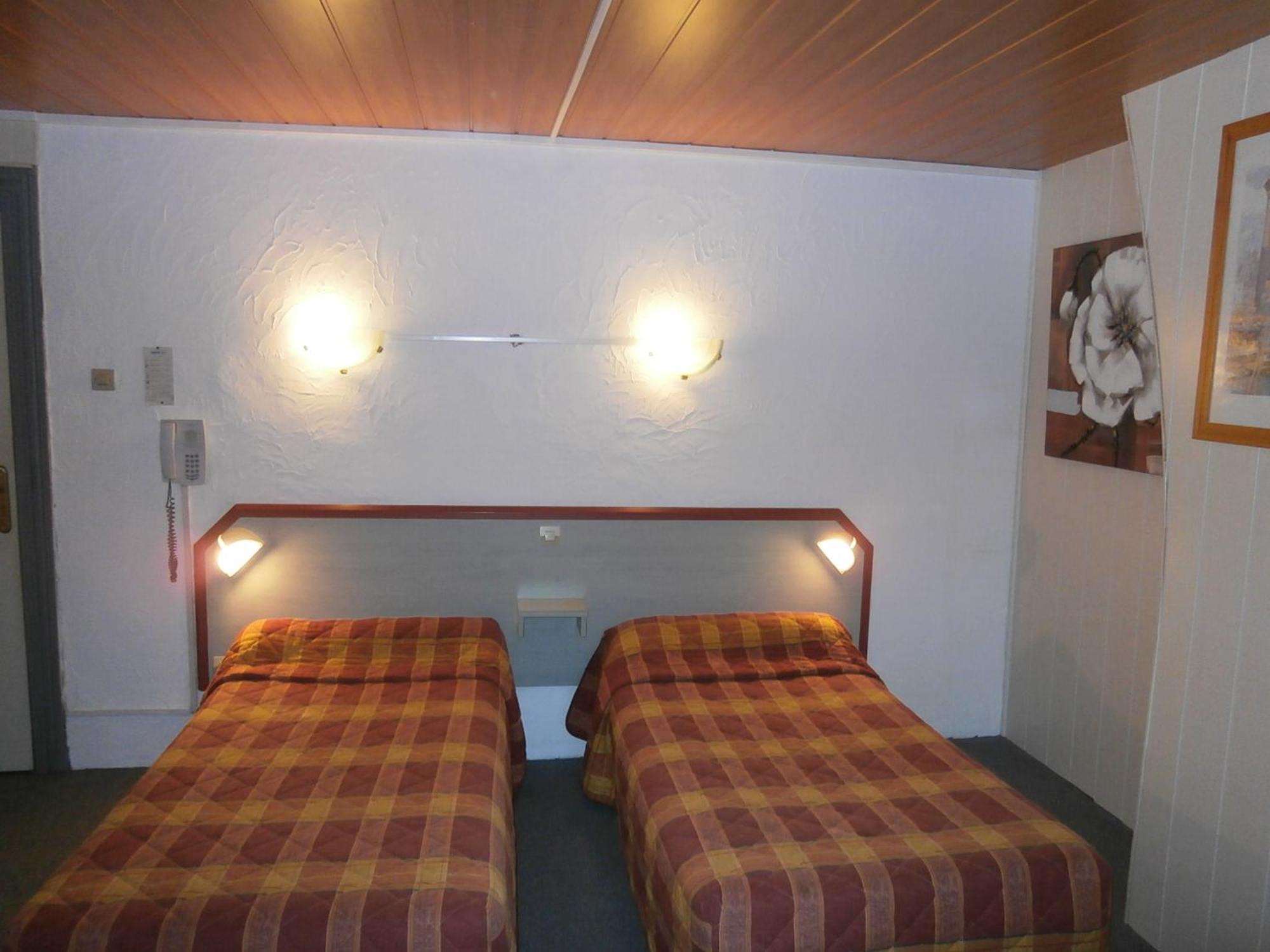 Zweibettzimmer