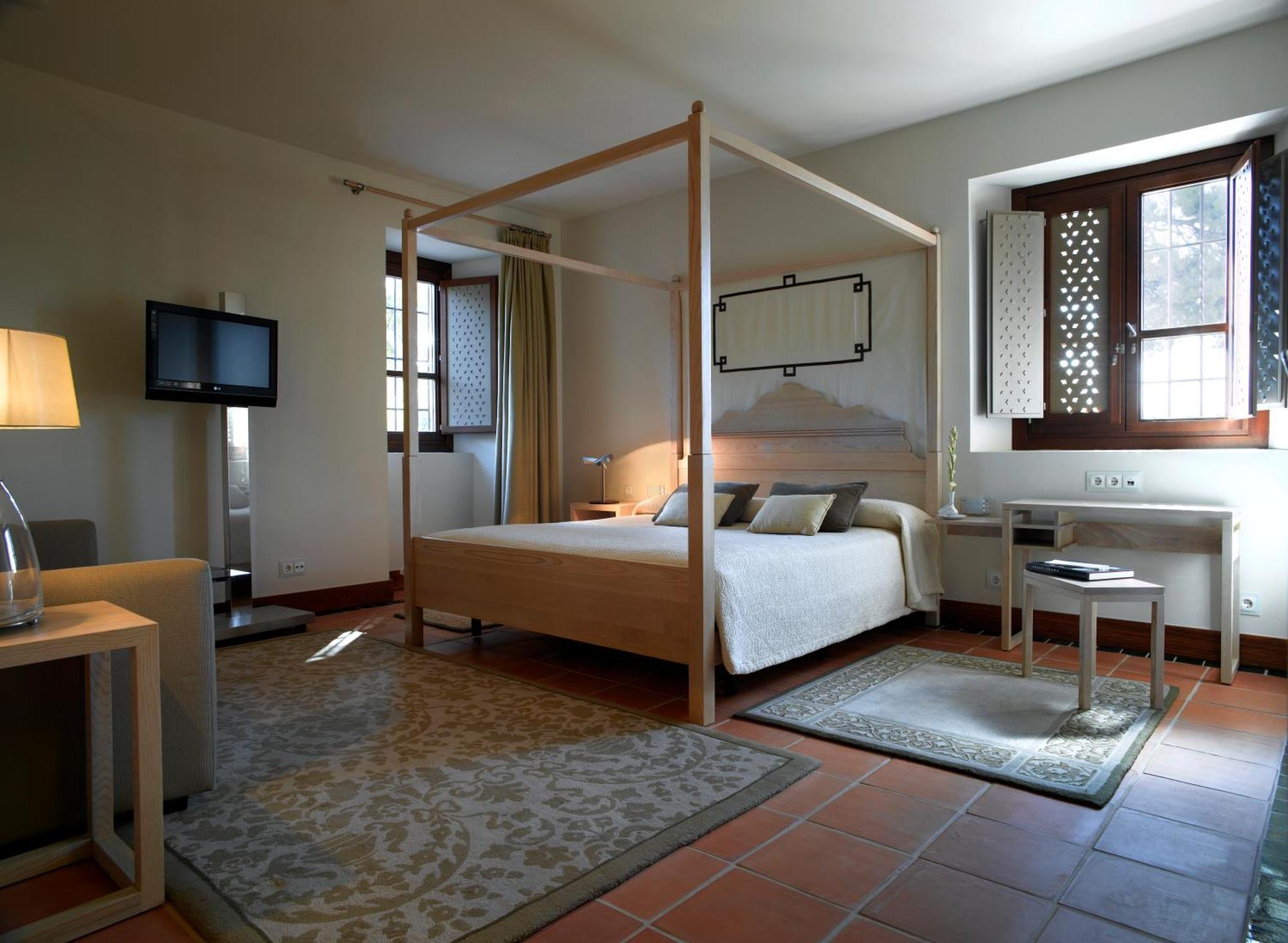 Double Room,28185833:JPEG