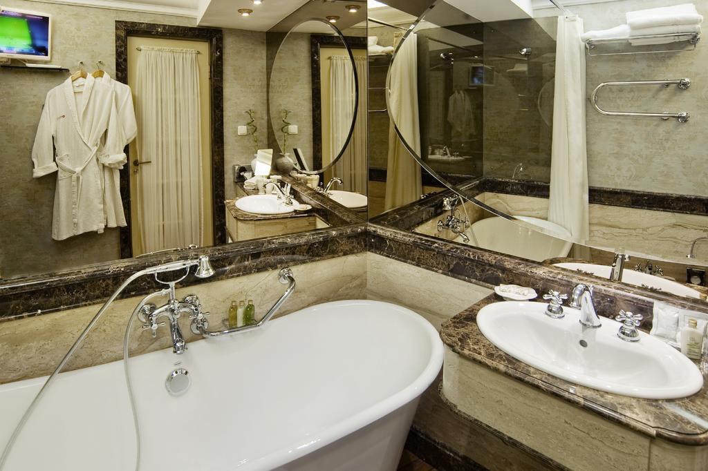 Superior Deluxe Double Room