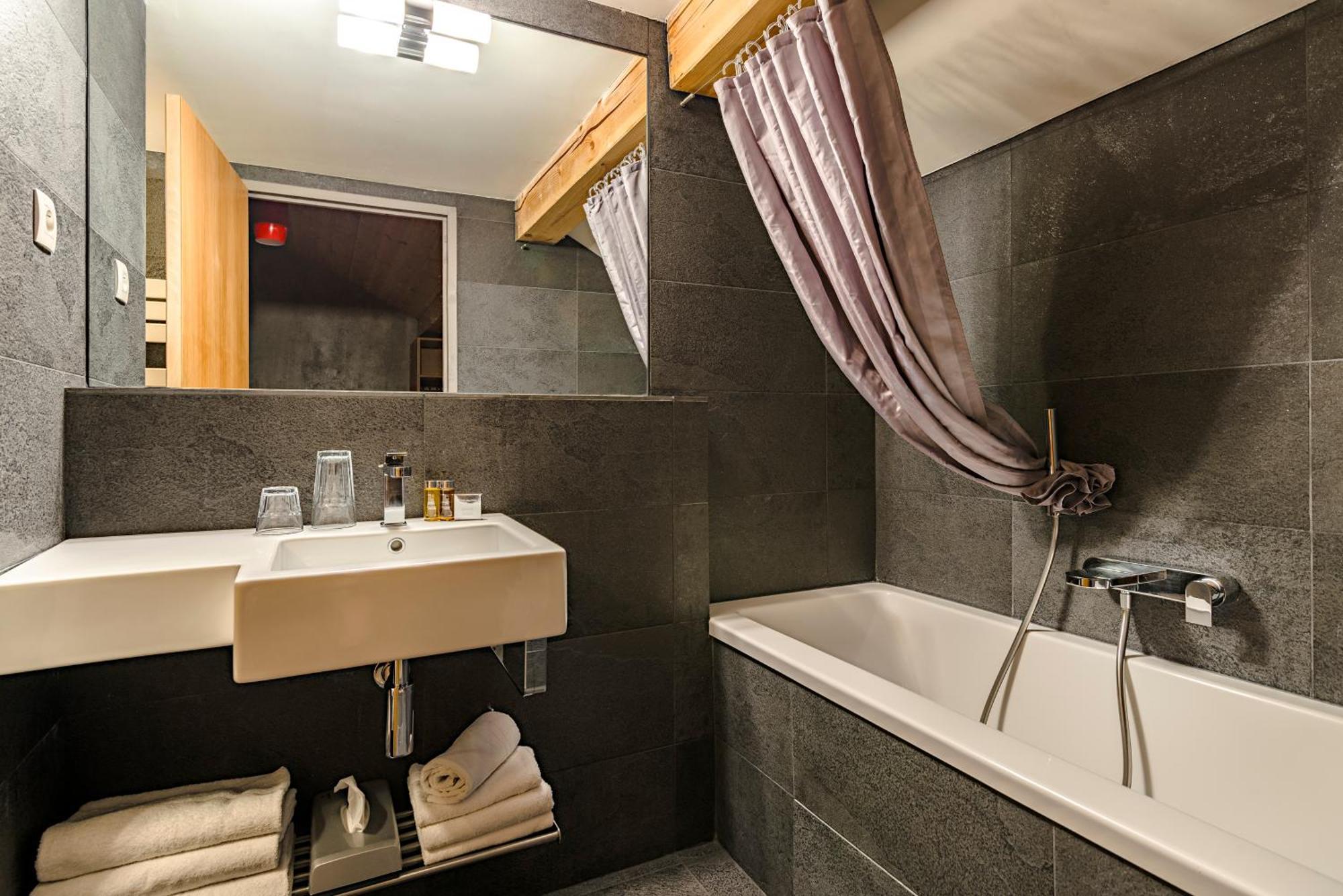 Triple Room Balcony,1215395620:JPEG
