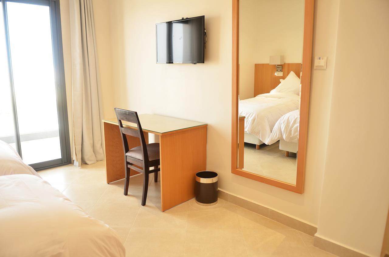 Chambre Double ou Lits Jumeaux Deluxe avec Balcon