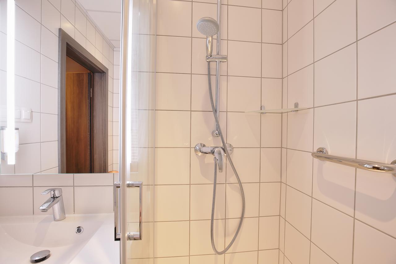 Doppelzimmer mit Balkon