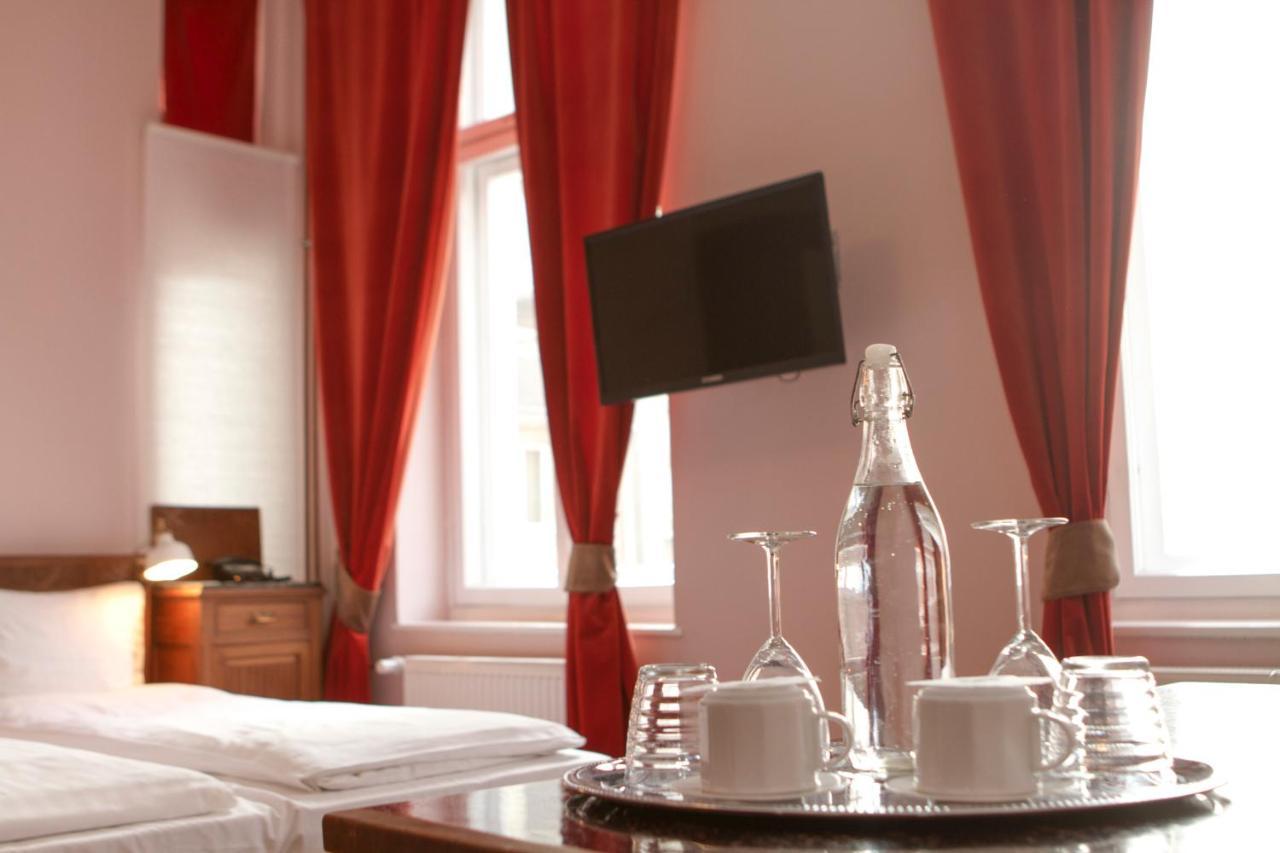 Quarto Duplo Standard