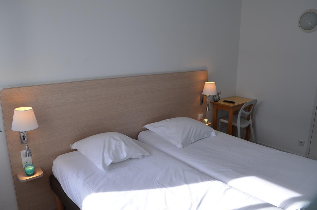 Standard Twin Room,696833301:JPEG