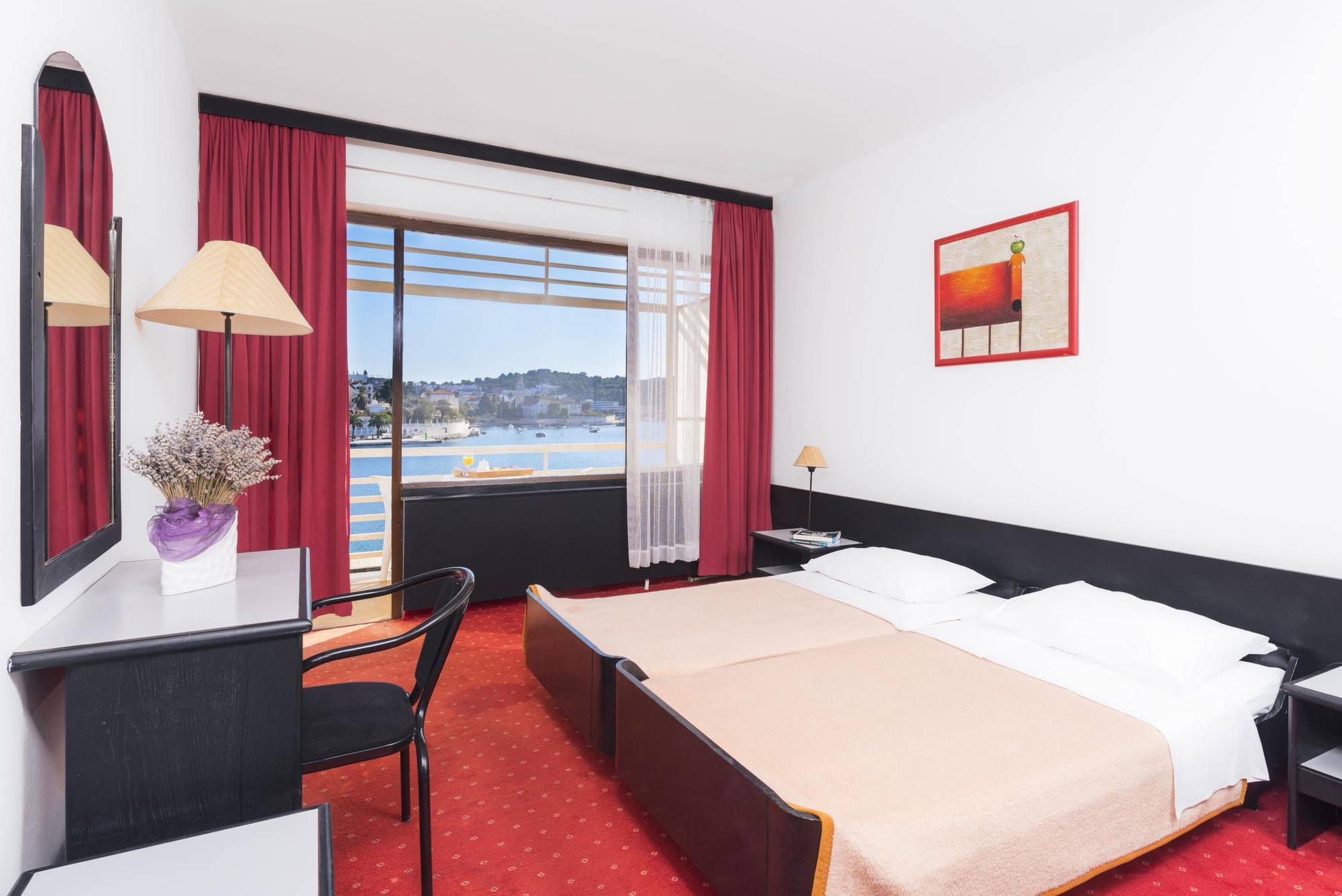 Habitación Doble con balcón y vistas al mar