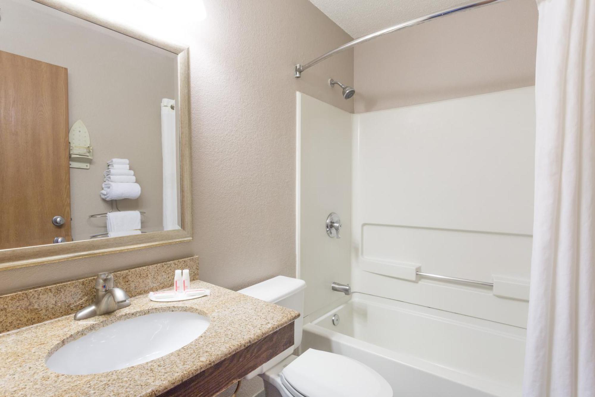Deluxe Double Room with Two Double Beds - Non-Smoking