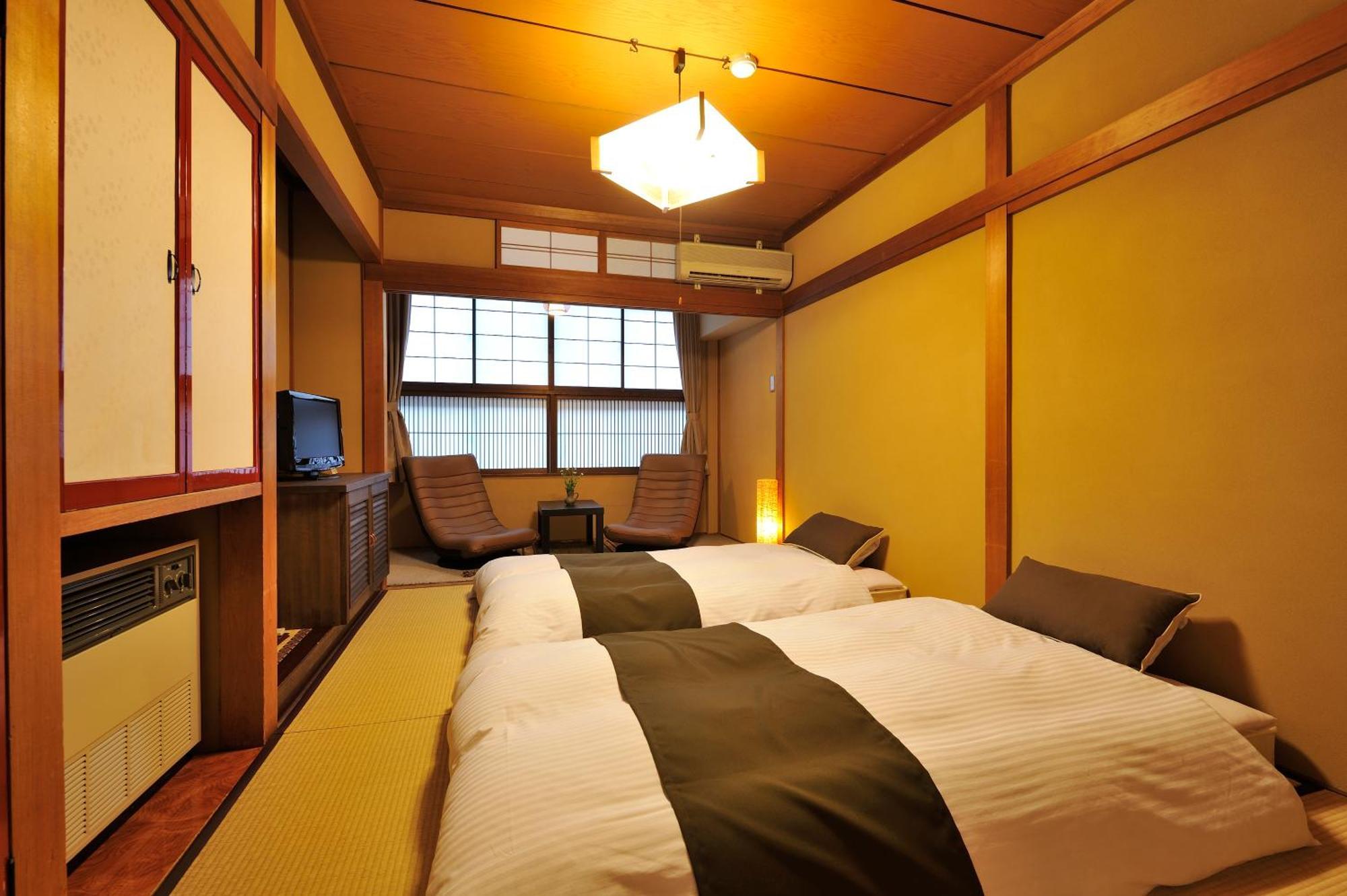 Habitación Superior con zona de tatami y baño y aseo privados - No fumadores