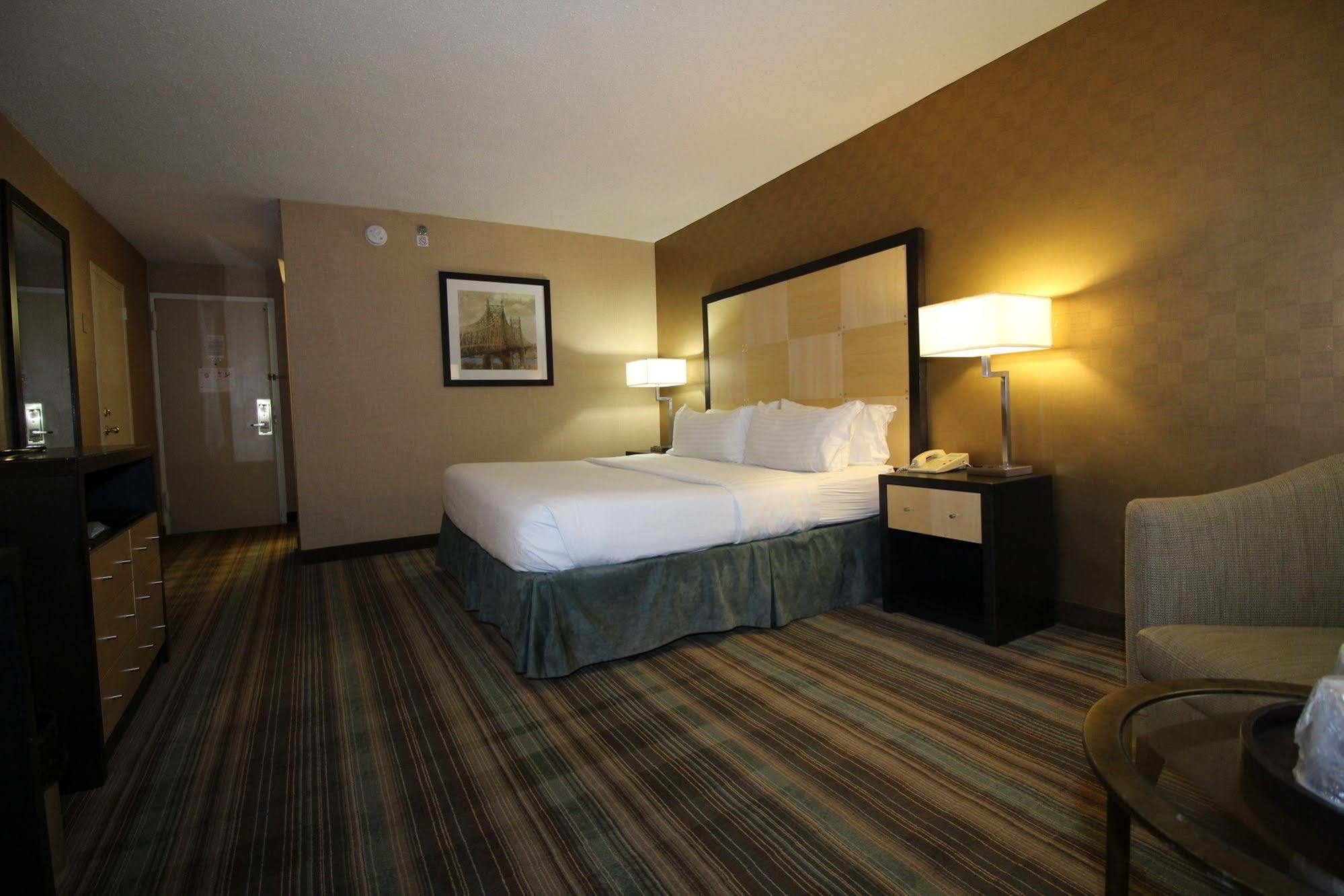 Offre Spéciale Dimanche - Chambre Lit King-Size Deluxe