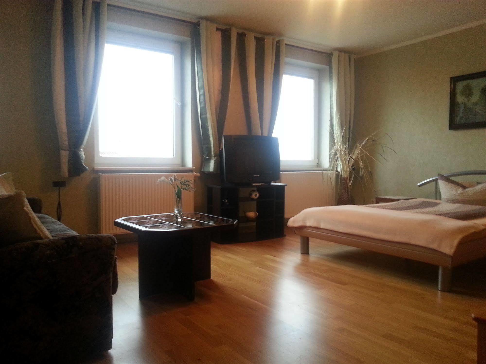 Doppelzimmer mit Gemeinschaftsbad