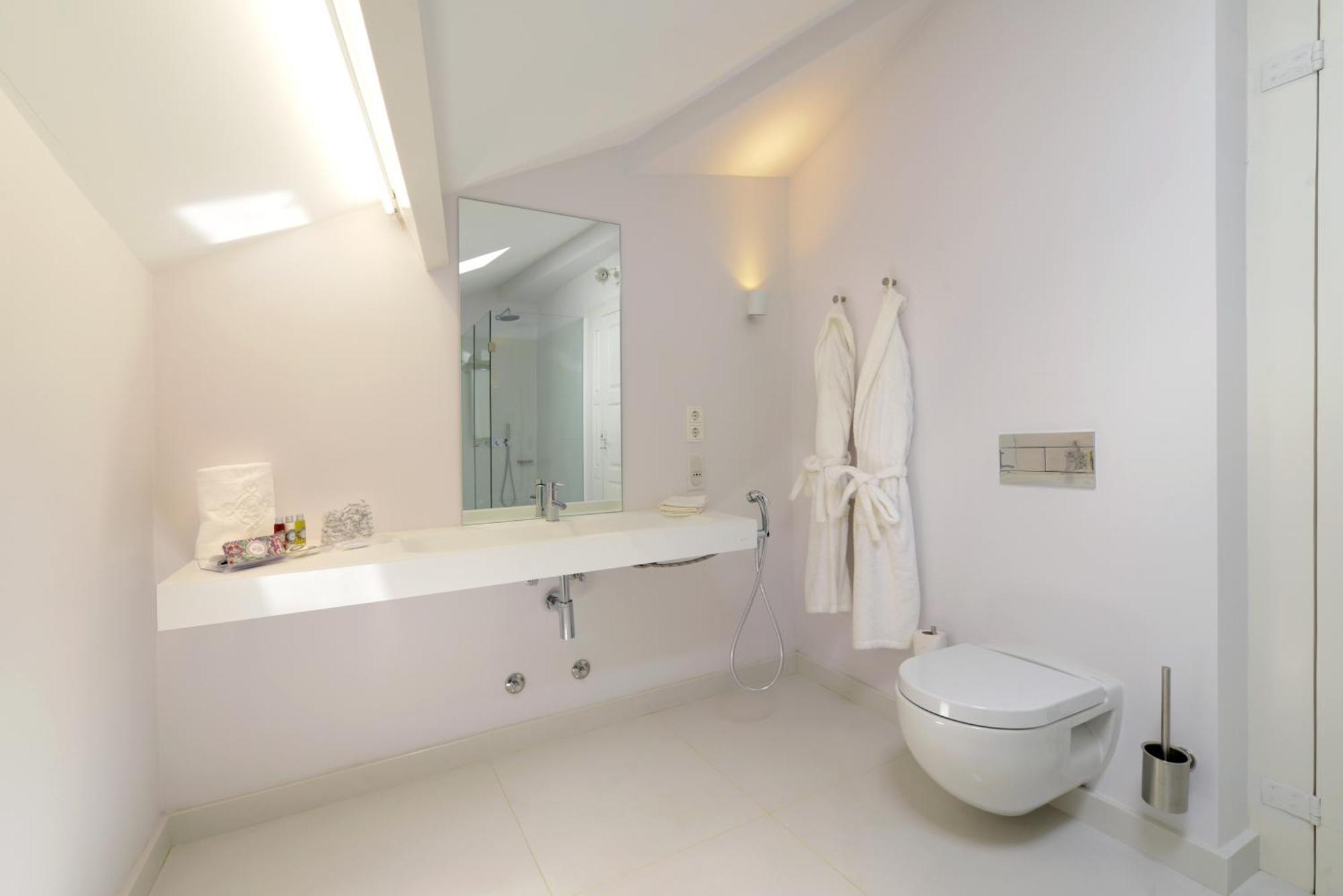 Double Suite,974643211:JPEG
