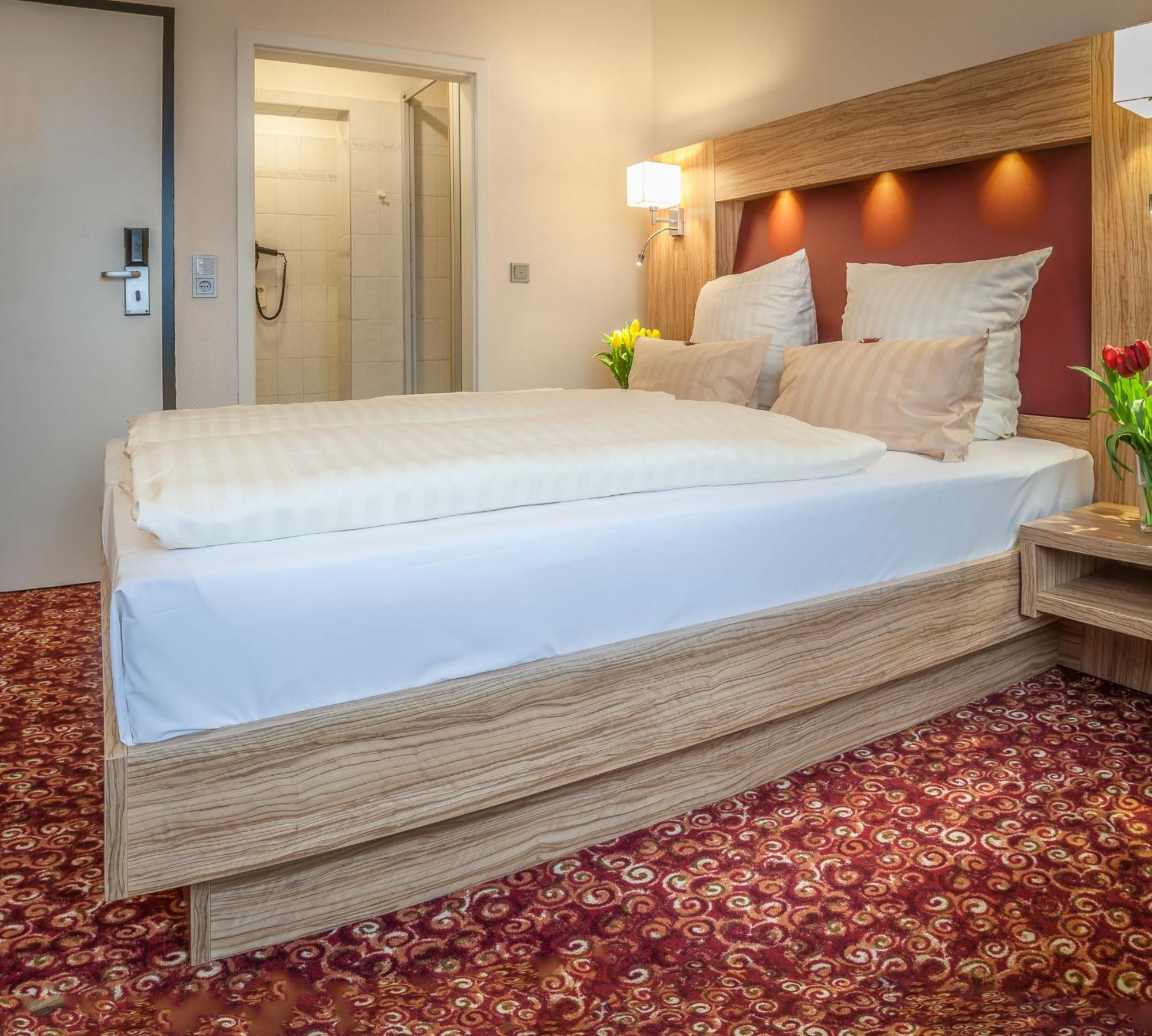 Doppelzimmer mit französischem Bett