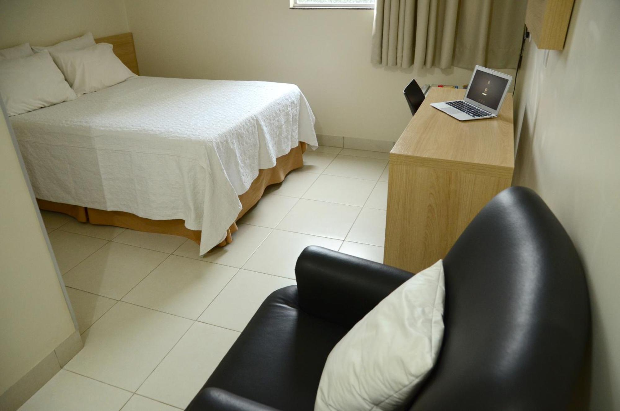 Quarto Standard com Cama de Casal