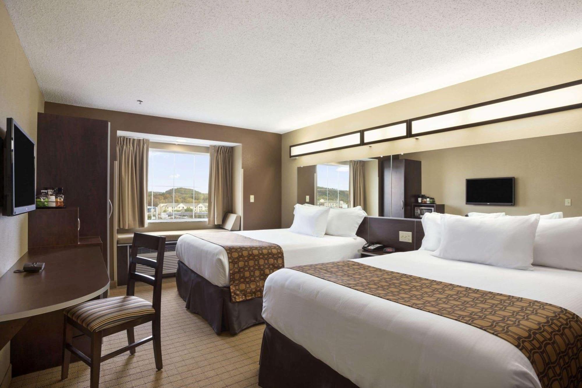 Queen Room with Two Queen Beds - Disability Access/Non-Smoking