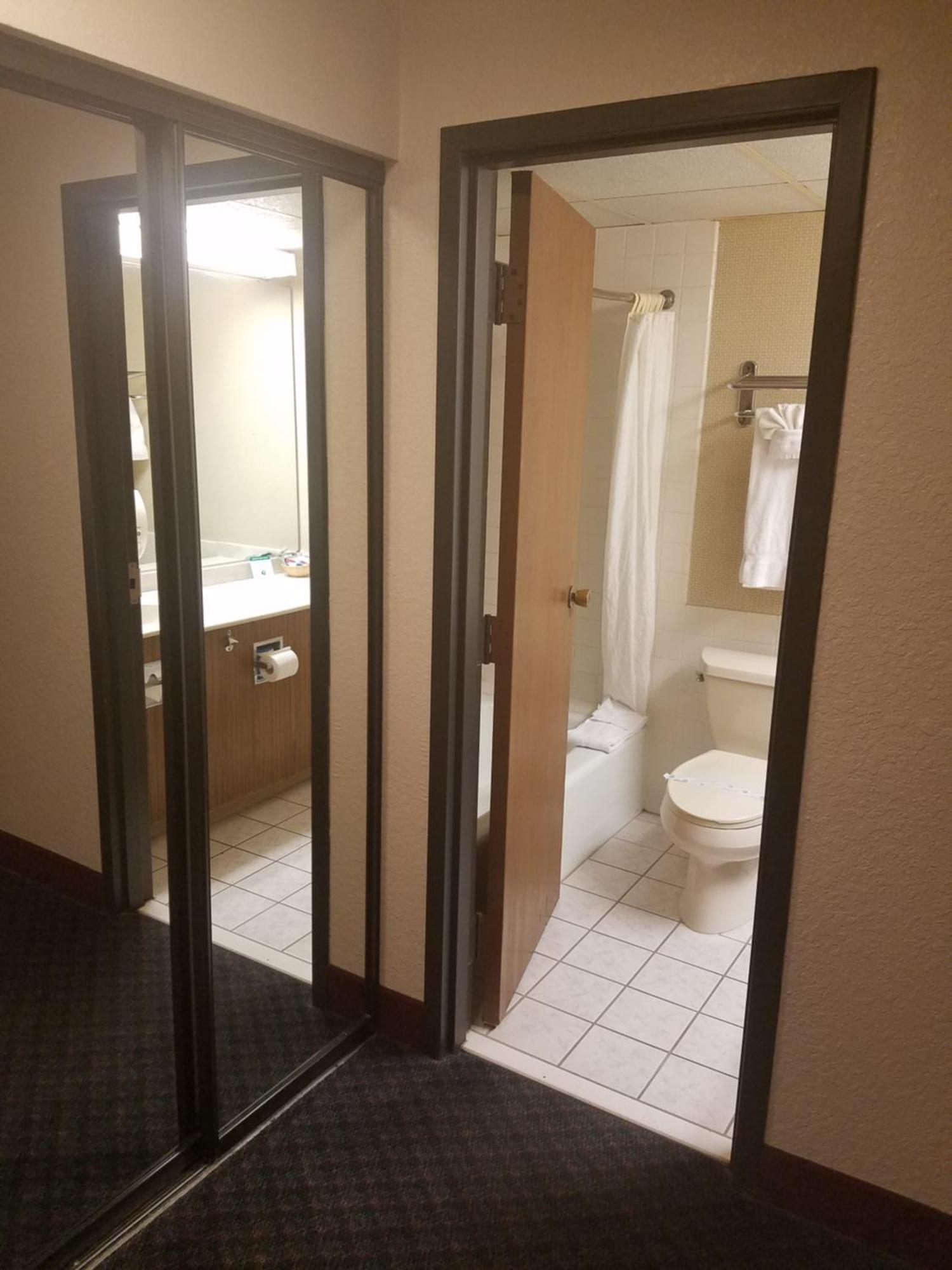Executive Room with Two Queen Beds - Non-Smoking