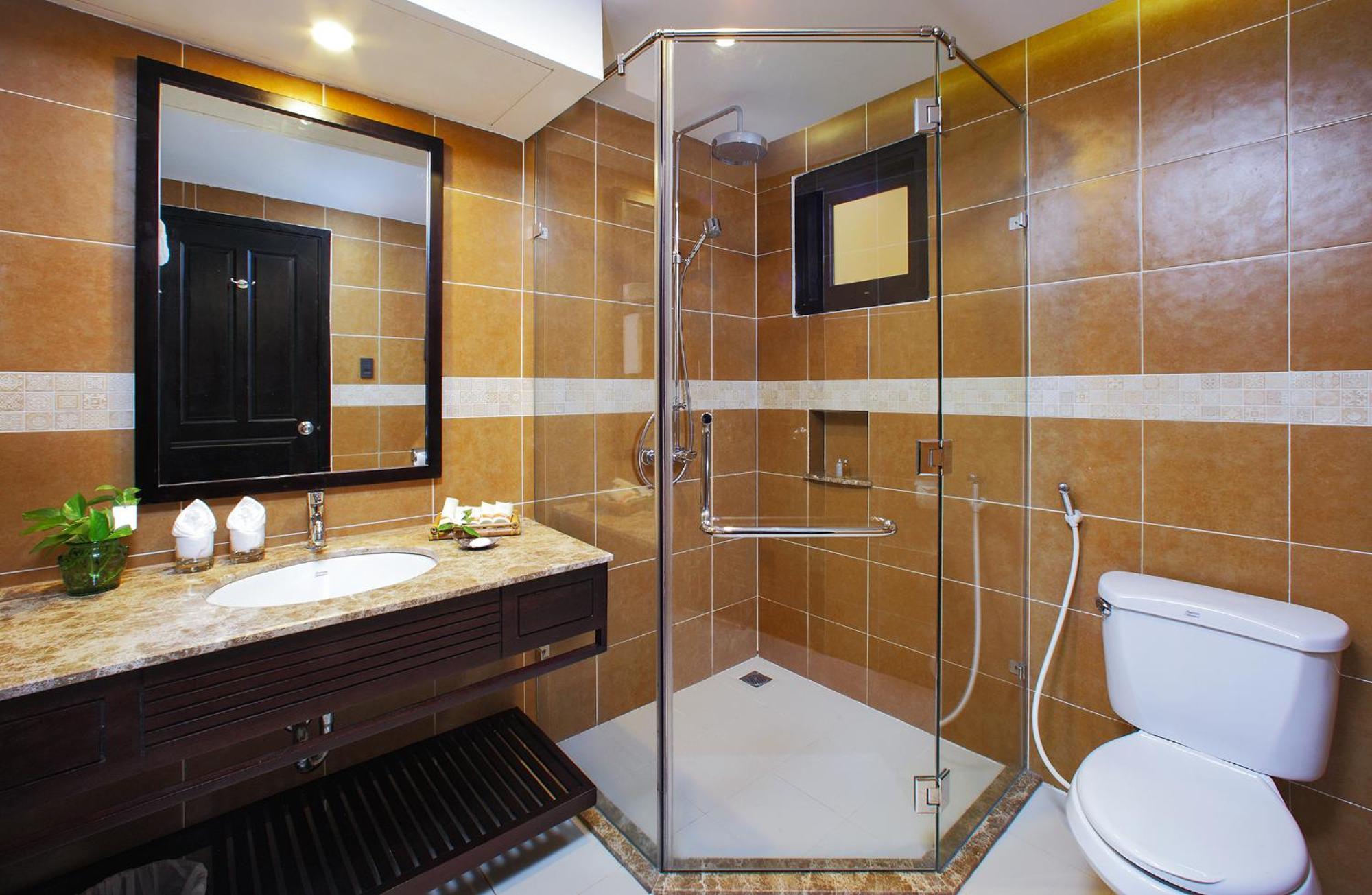 Standard Double Room with Balcony - Complimentary Minibar in room