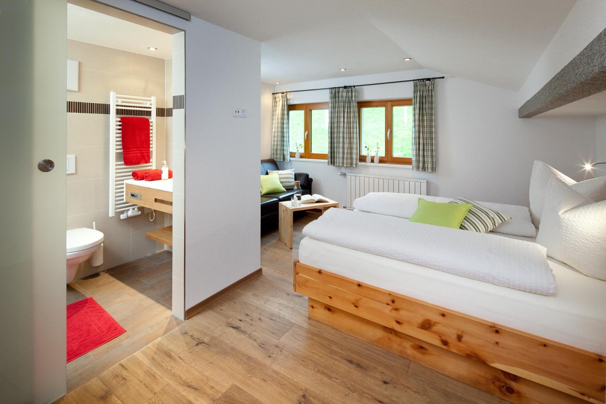 Vierbettzimmer (4 Erwachsene)