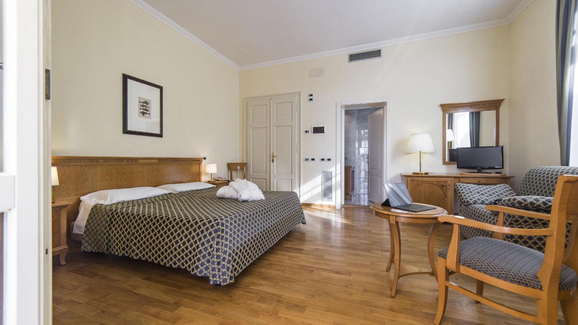 Doppelzimmer mit Meerblick