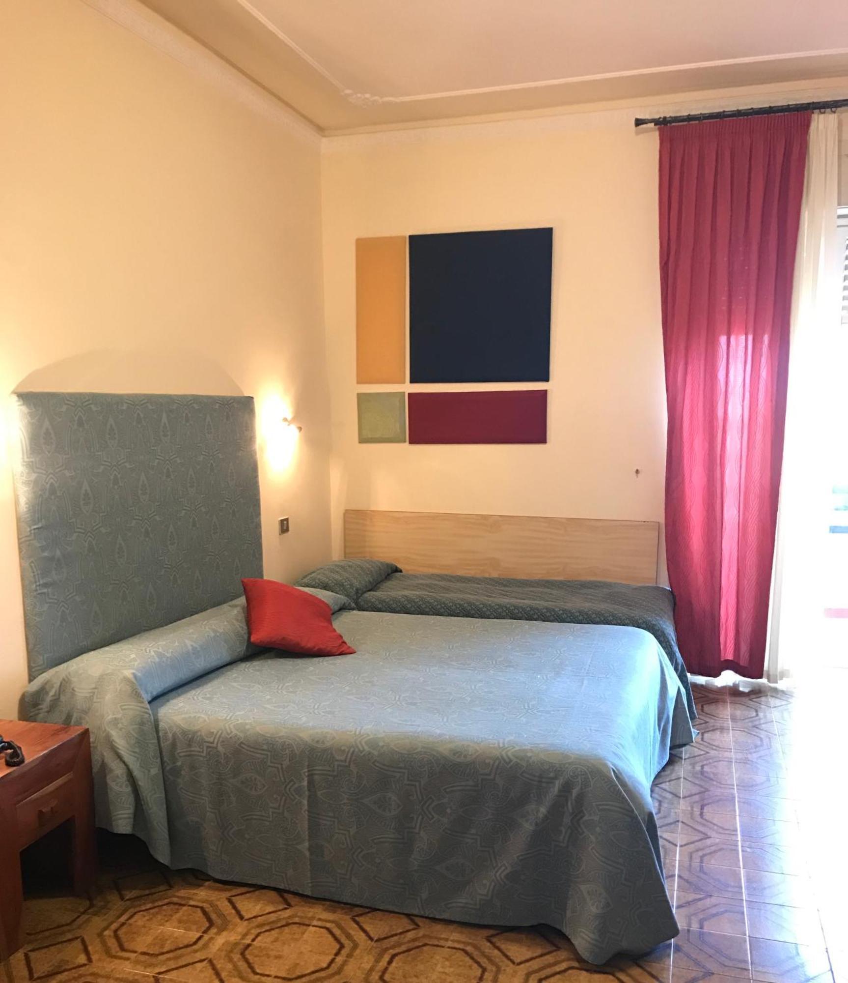 Triple Room,1718479604:JPEG