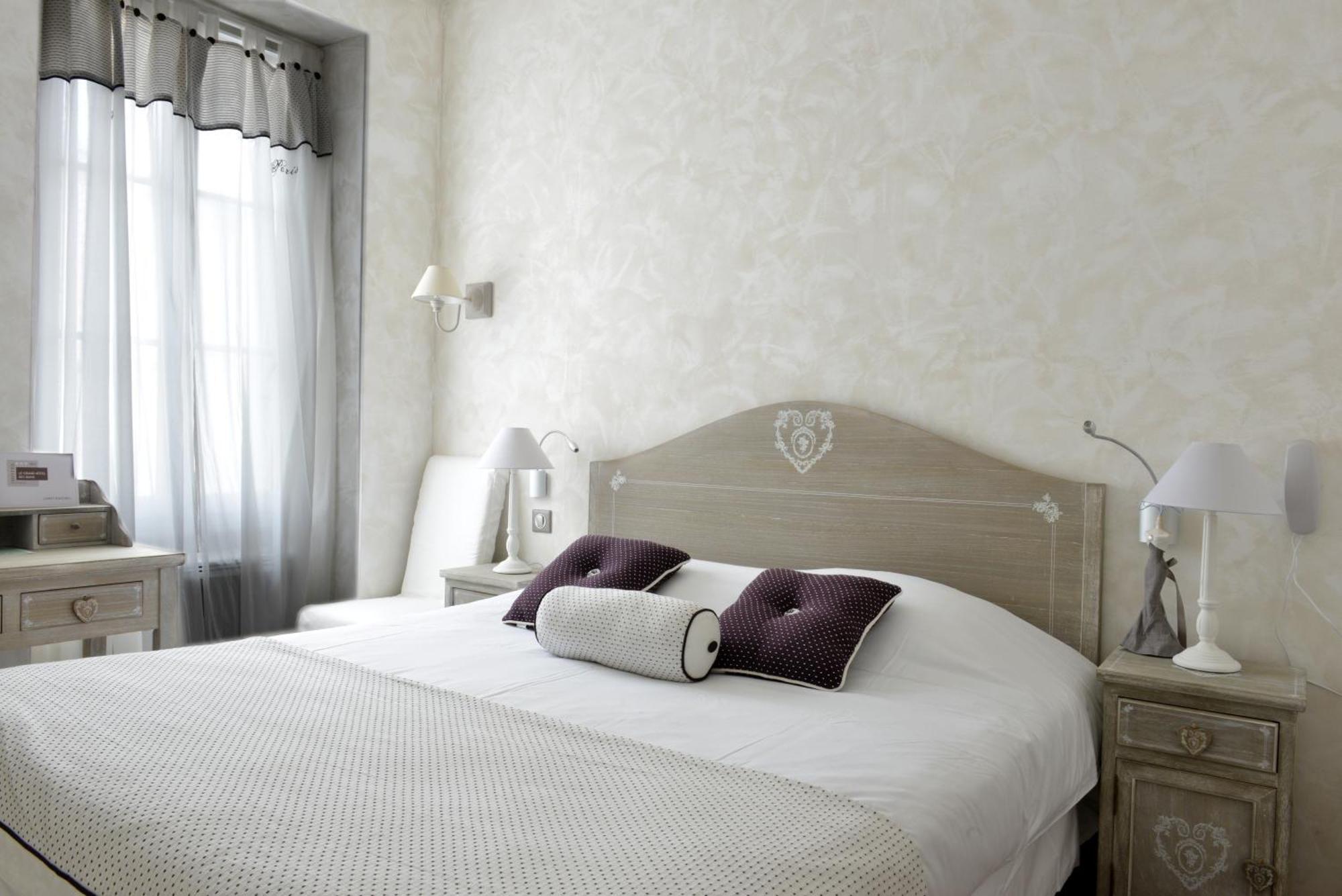Budget Double Room,761662519:JPEG