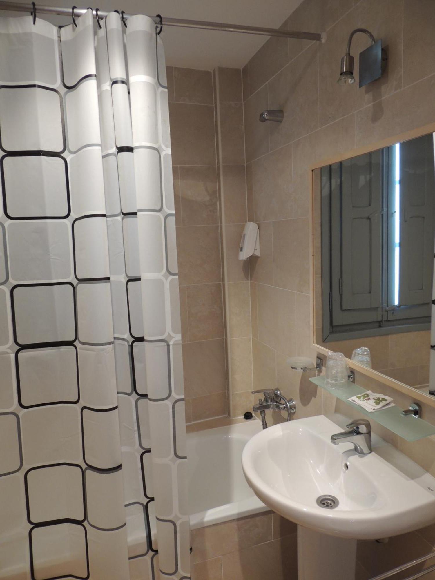 Double Room,710255437:JPEG