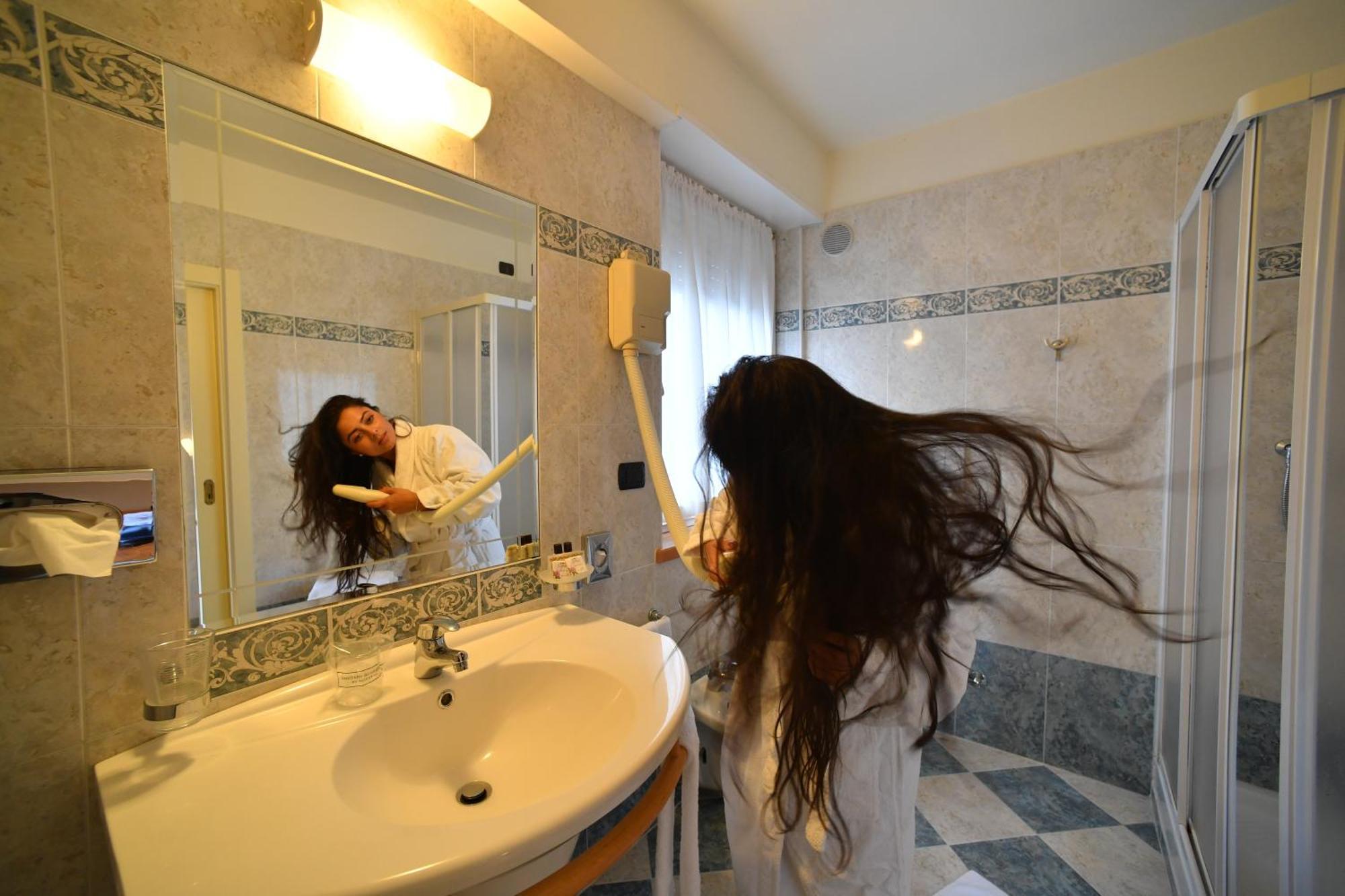 Double or Twin Room,1348112891:JPEG